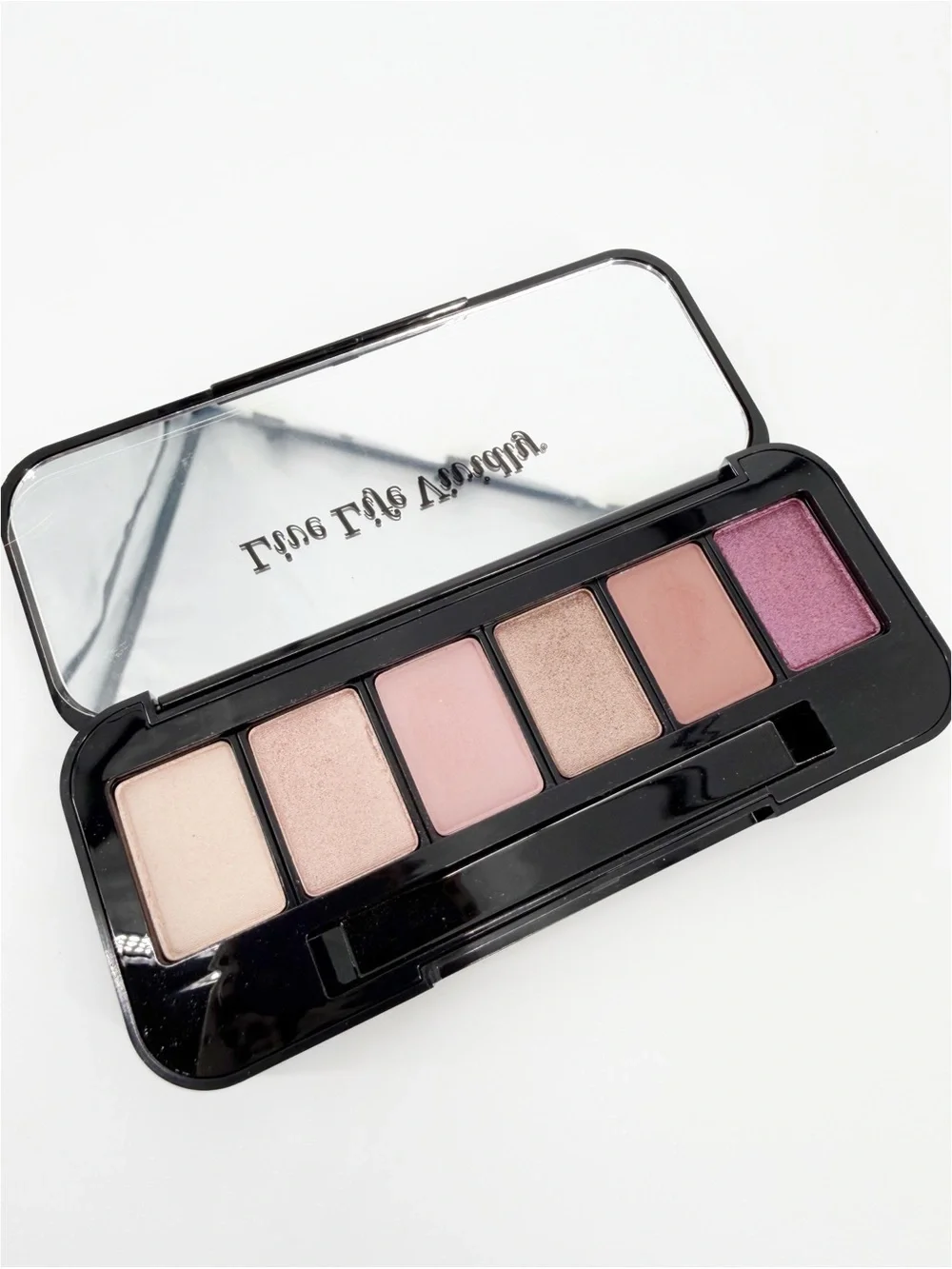 Buxom Eyeshadow Palette Dolly's Wild Side